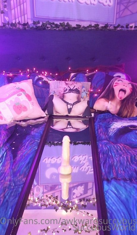 succubusworld model high quality pic