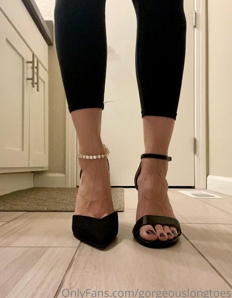 gorgeouslongtoes exclusive pornstar photo