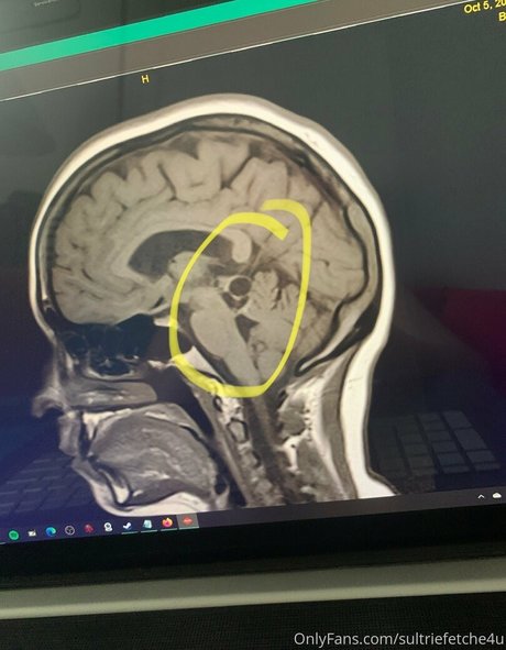 sultriefetche4u star porn pic