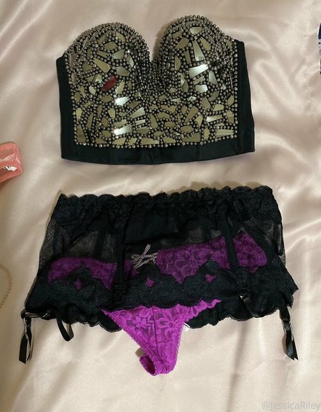 jessie2020 art model pictures