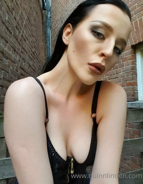 heyitsquinn pornstar nude pics