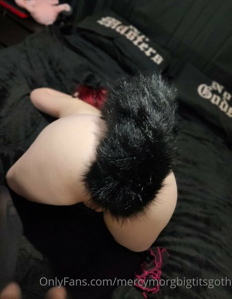 mercymorgbigtitsgoth pornstar exclusive photo