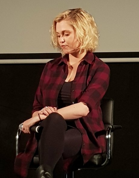 Eliza Taylor beautiful star pic