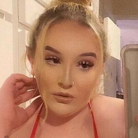 Emily Gillick hd pornstar pictures