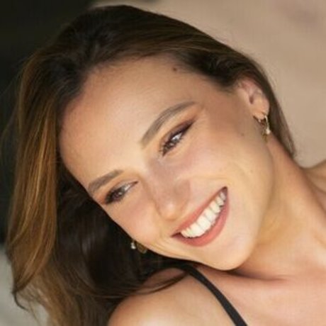 Gwenegann Saillard model hd photo