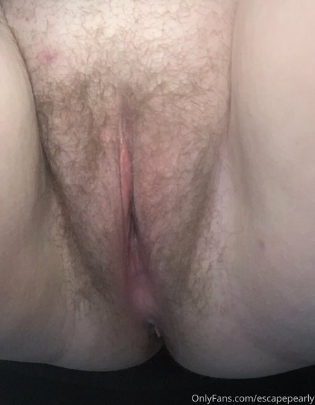 escapepearly nice actress gallery