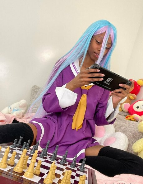 mymelodyirl free naked star photos