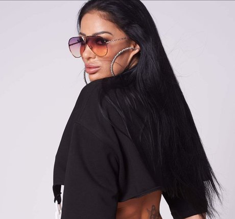 monicasuarez star erotic photo