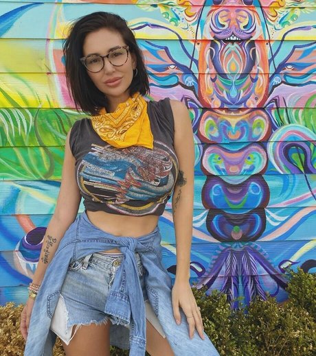 Shay Laren star best pics