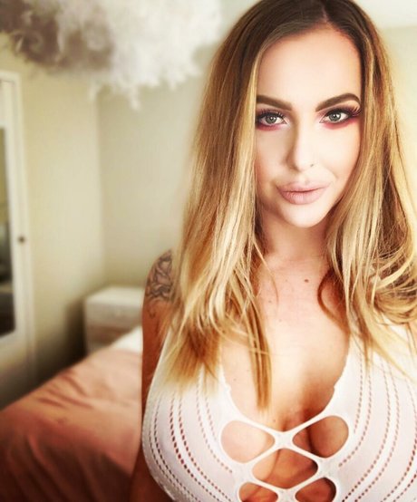 Lucy Tease pornstar top galleries