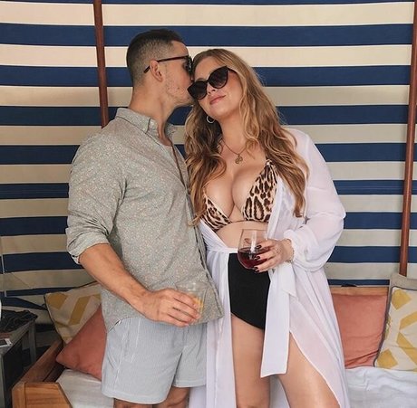 Amanda R nice pornstar img