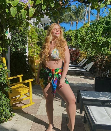 Amanda R porn star pics