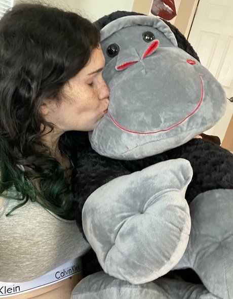 eeveebeevip perfect actress images