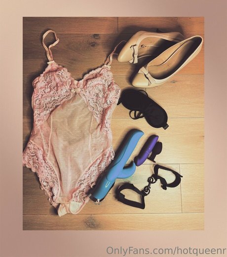 hotqueenr model porn picture