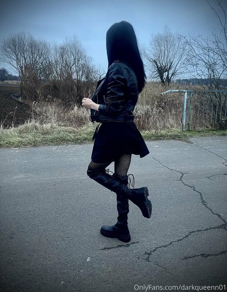 darkqueenn01 hot actress img