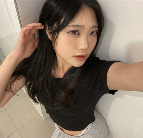 arikills free actress picture