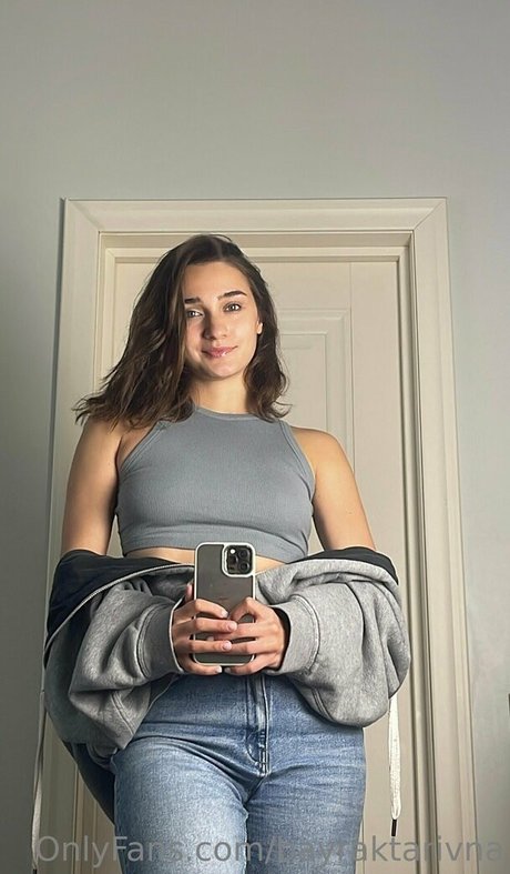 bayraktarivna star pornographic gallery