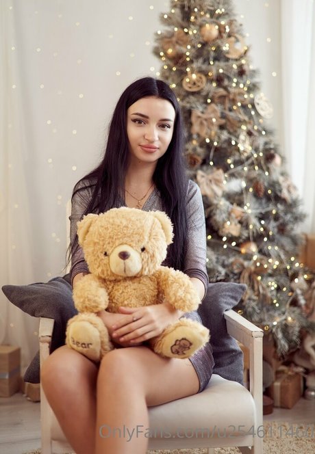 rideondildo nude model pics