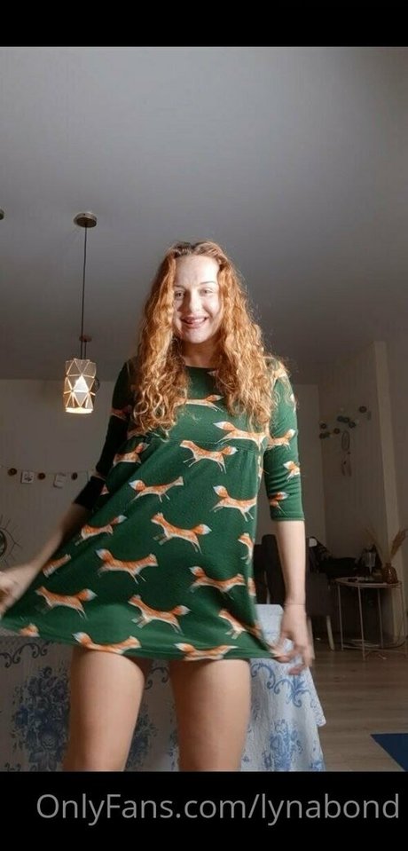 lynabond adult actress pics