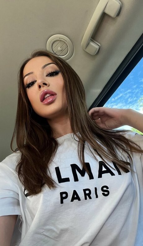 Kylie Green model xxx photo