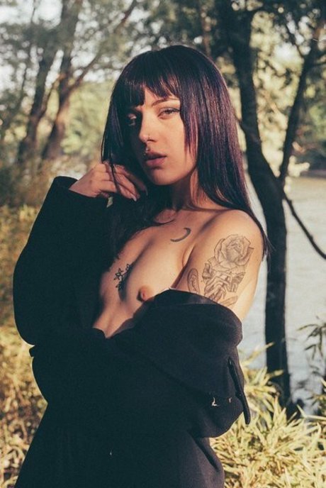 Baby Violent top star photos