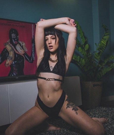 Baby Violent nice pornstar pic