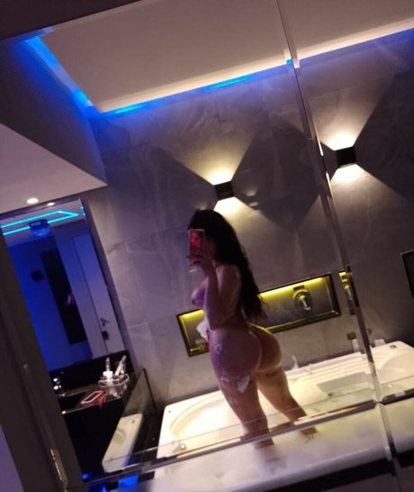 Sabrina Sammy star nice img