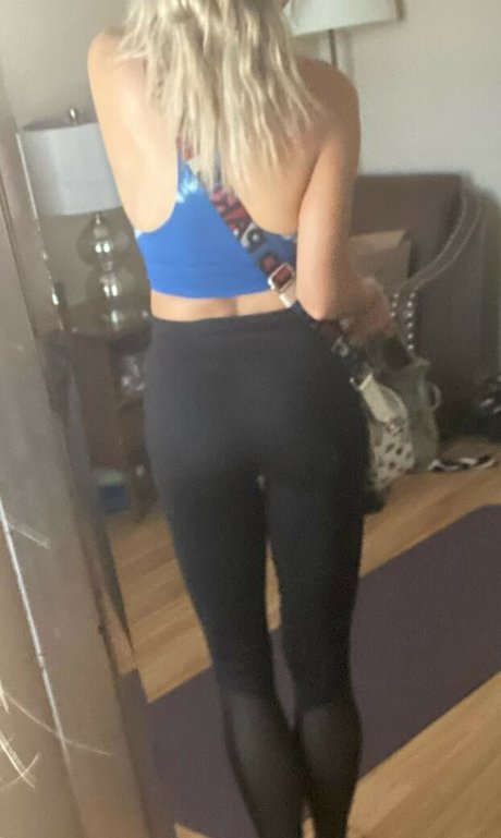 RedsDelight pornstar high quality images