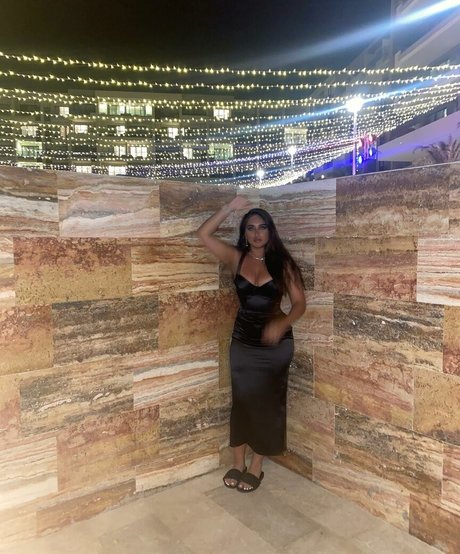 therealmeghnaa sexy star pictures