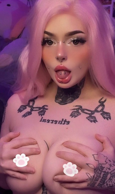 annxhxlated hd model pic