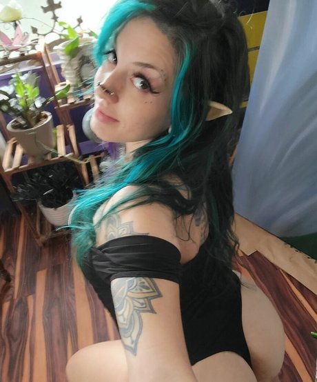 hollyborealis pretty pornstar pic