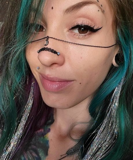 hollyborealis hd model images