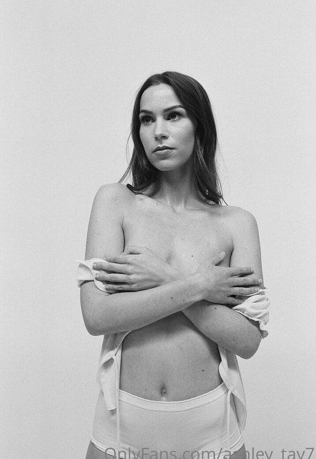 ashley tay7 star sexy pics