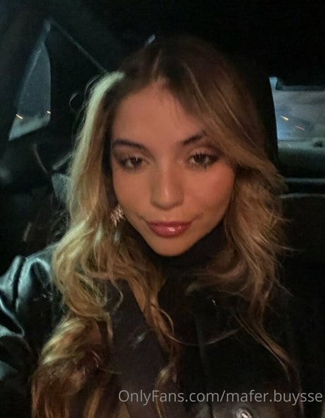 mafer buysse naked star archive