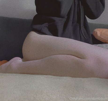 dumbbuni nudes model pics