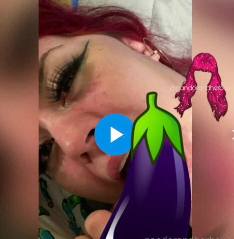 pandorandherbox2 sexy model pic