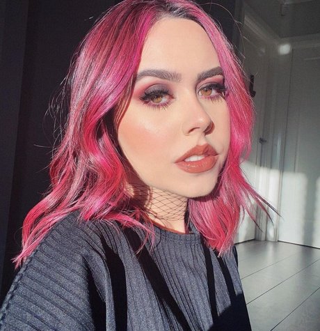 Mikaila Delgado porn star images