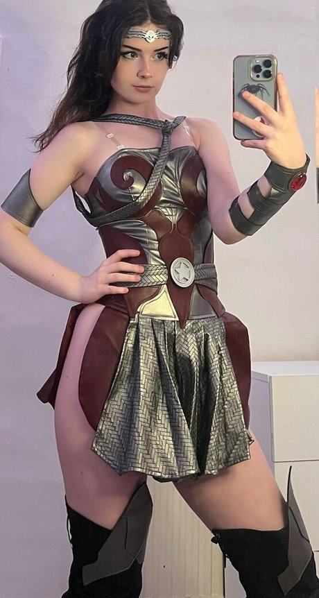 Nebulouslybecca hot model images