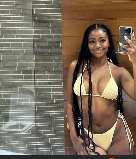 Justine Skye model pretty archive