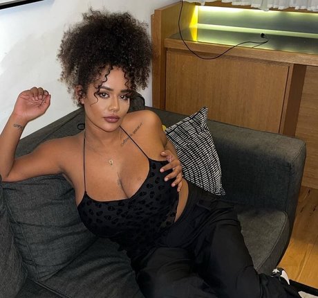 JustNati exclusive star images