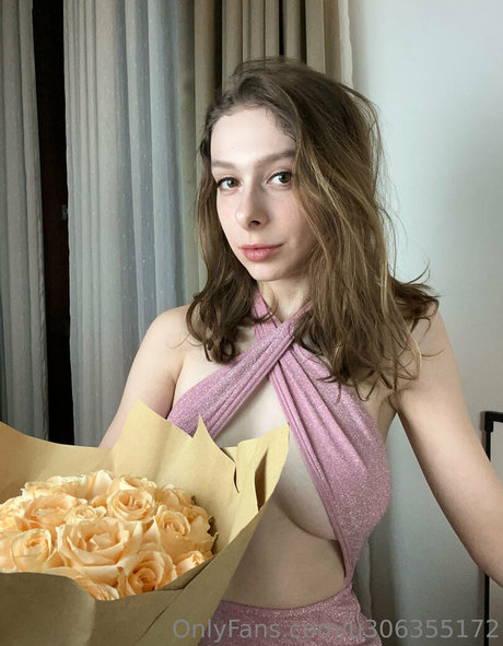 YourJenny pornographic actress picture