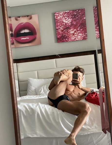 effortprivate star top pic