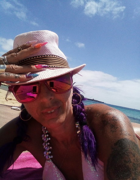 britishmumanddaughter high quality actress images