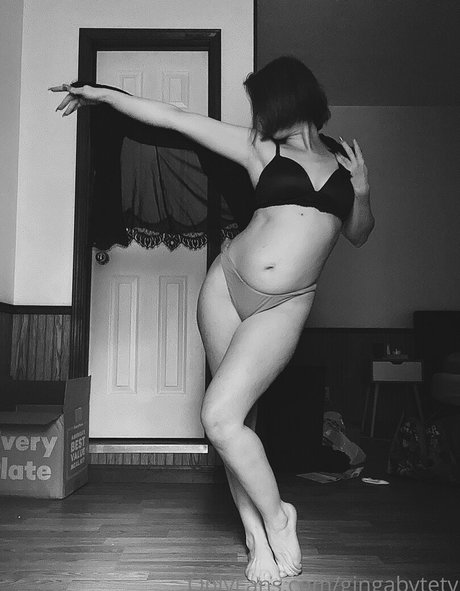 gingabytetv model nude galleries