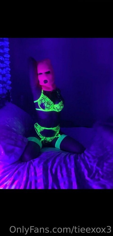 tieexox3 high quality star pics