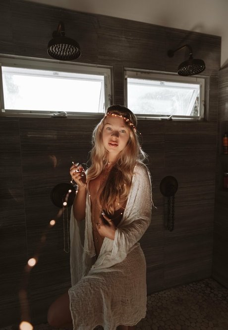 freyaannerayy pornstar hot galleries