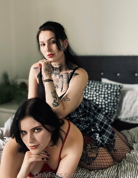 meltheoverthinker adult star img