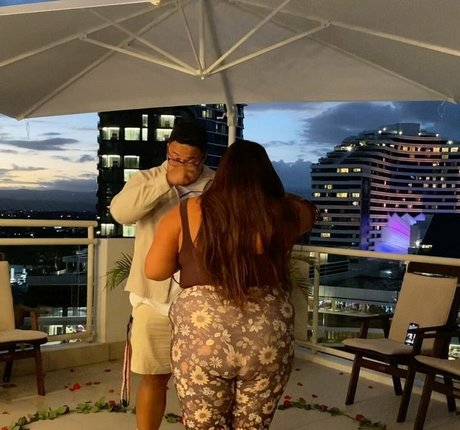 Antonia Waerea Adams hot actress galleries