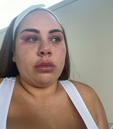 Antonia Waerea Adams hot actress archive