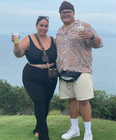 Antonia Waerea Adams beautiful star images